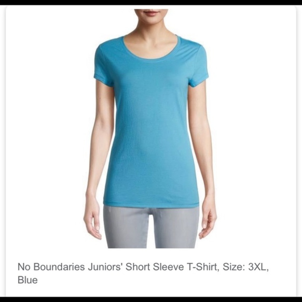 PLUS SIZE!! No Boundaries Short Sleeve Tee! XXL